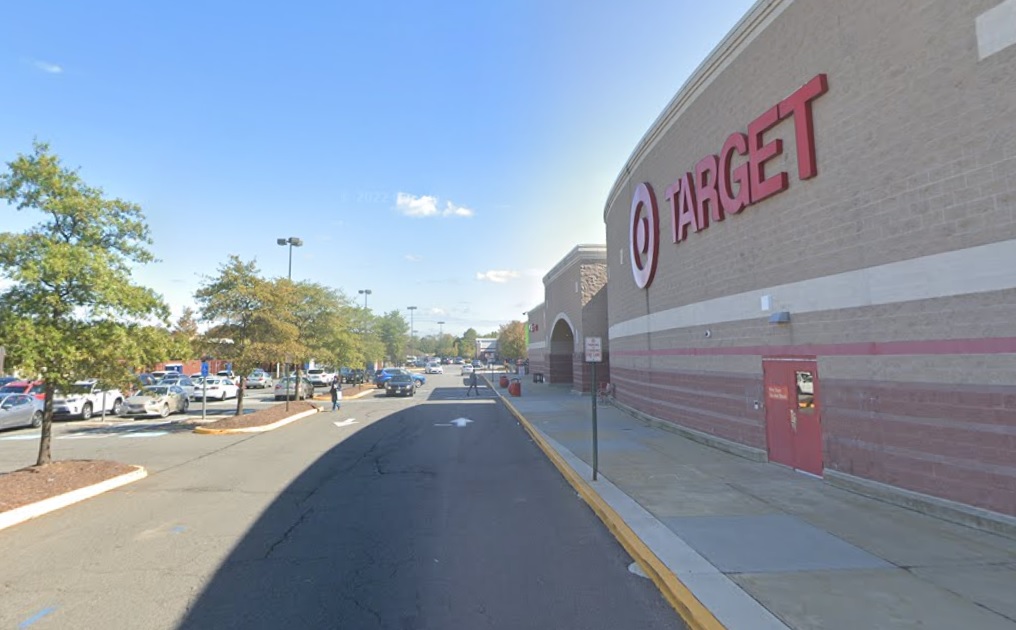 Police FCPS Instructional Assistant Stole Over 10K From Chantilly 