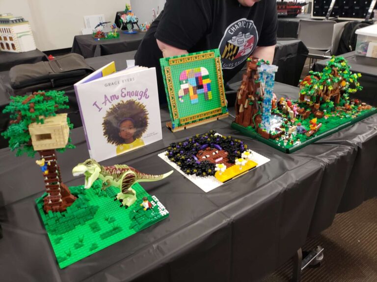 LEGO Celebration Calendar Building Set