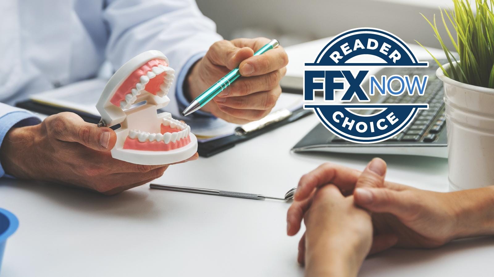 Dentist shows a dental model to a patient, pointing with a pen as a 'Reader FFX Now Choice' logo appears on the right.