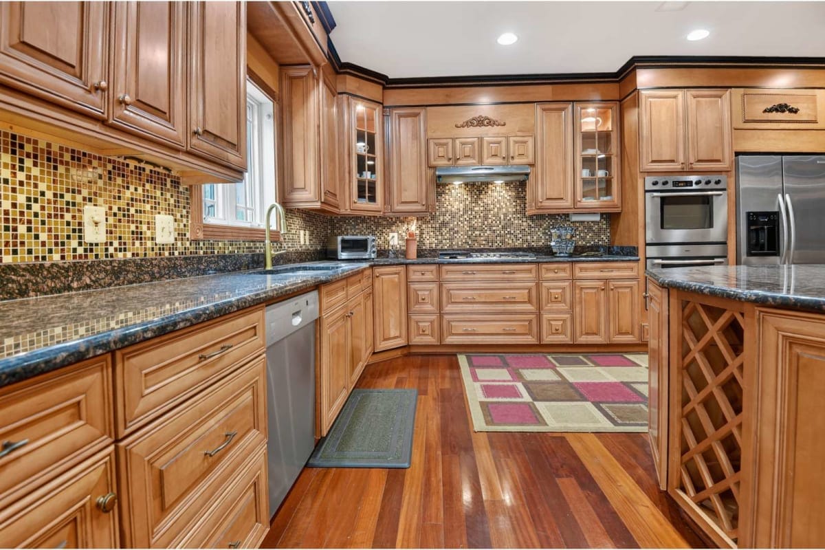 5124 Kenwood Drive