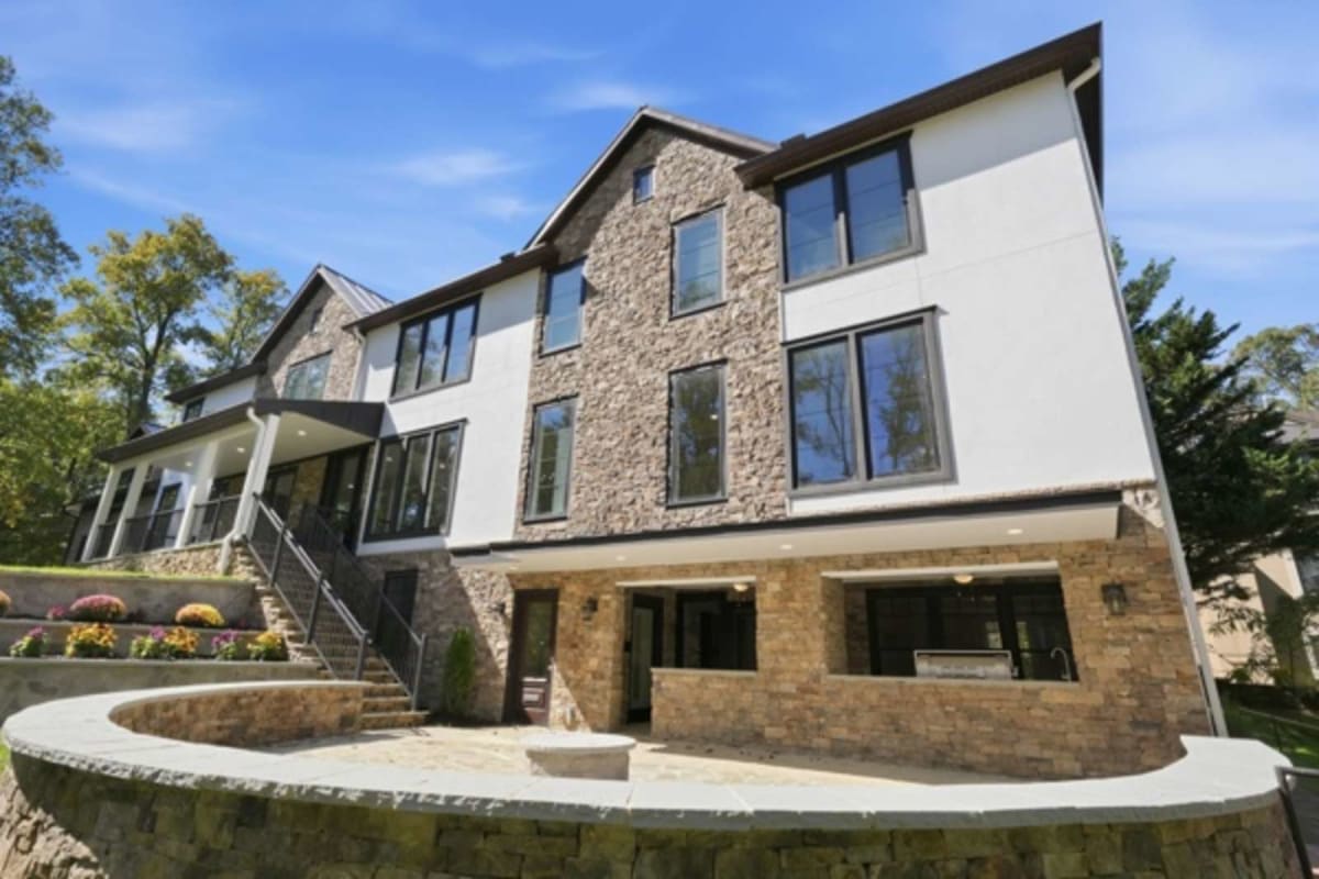 6340 Old Dominion Dr, Mclean, VA